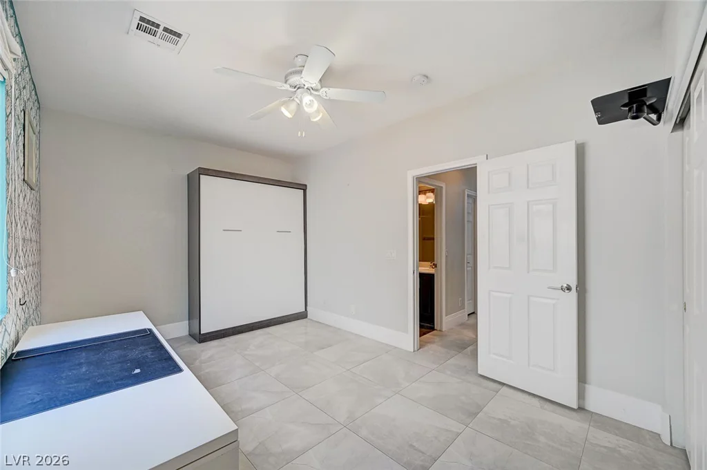 3720 Russell Peterson, Las Vegas, NV 89129