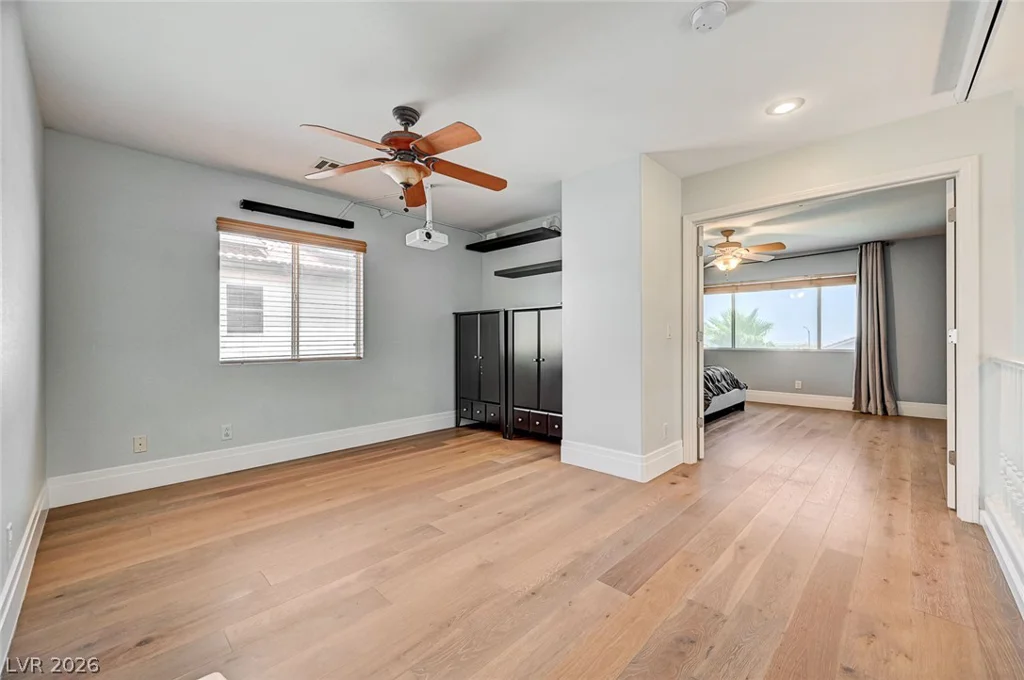 3720 Russell Peterson, Las Vegas, NV 89129