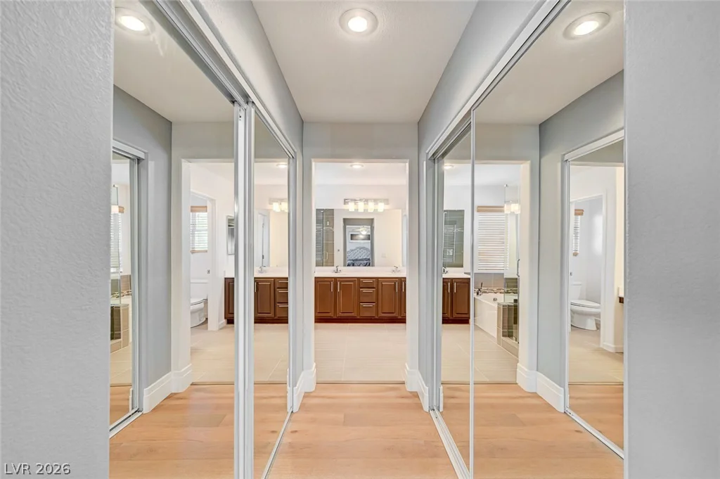 3720 Russell Peterson, Las Vegas, NV 89129