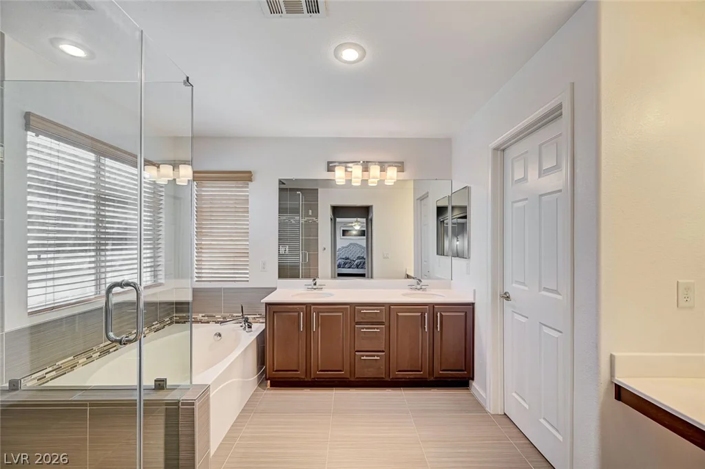 3720 Russell Peterson, Las Vegas, NV 89129