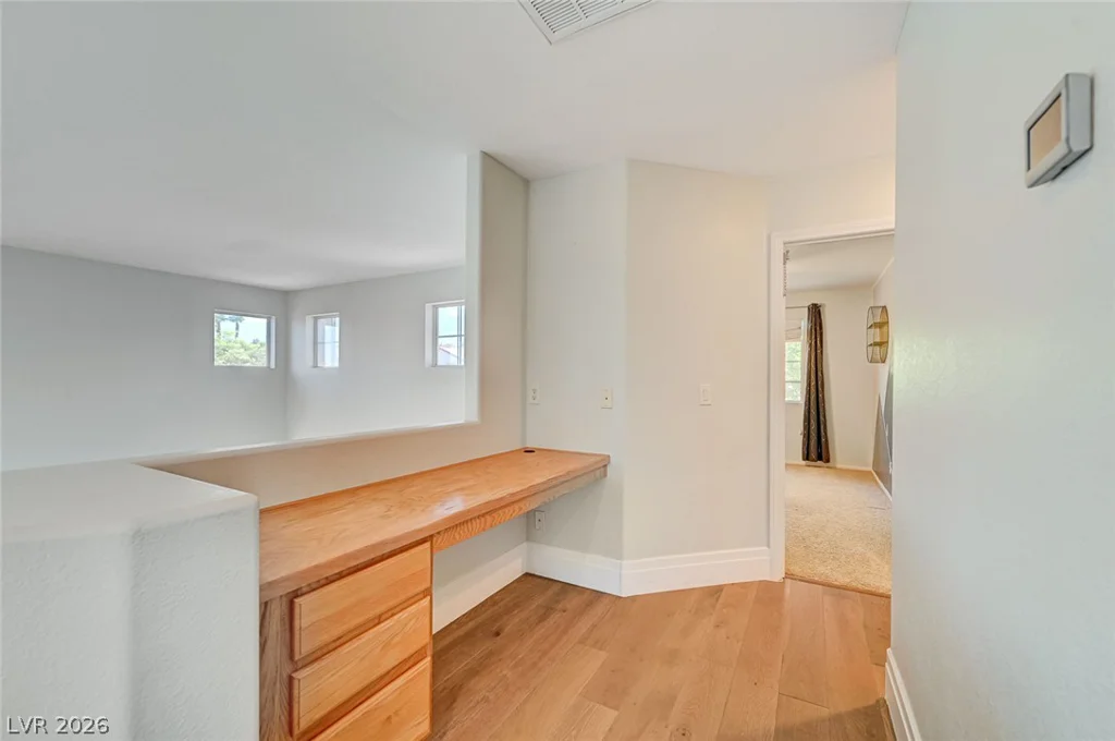 3720 Russell Peterson, Las Vegas, NV 89129