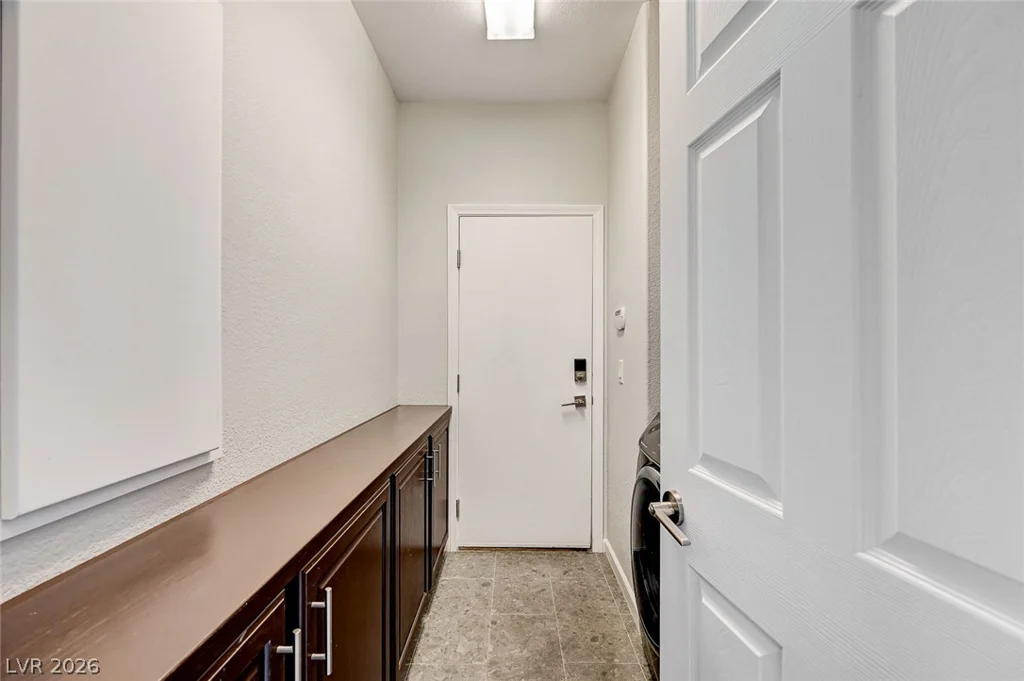 3720 Russell Peterson, Las Vegas, NV 89129