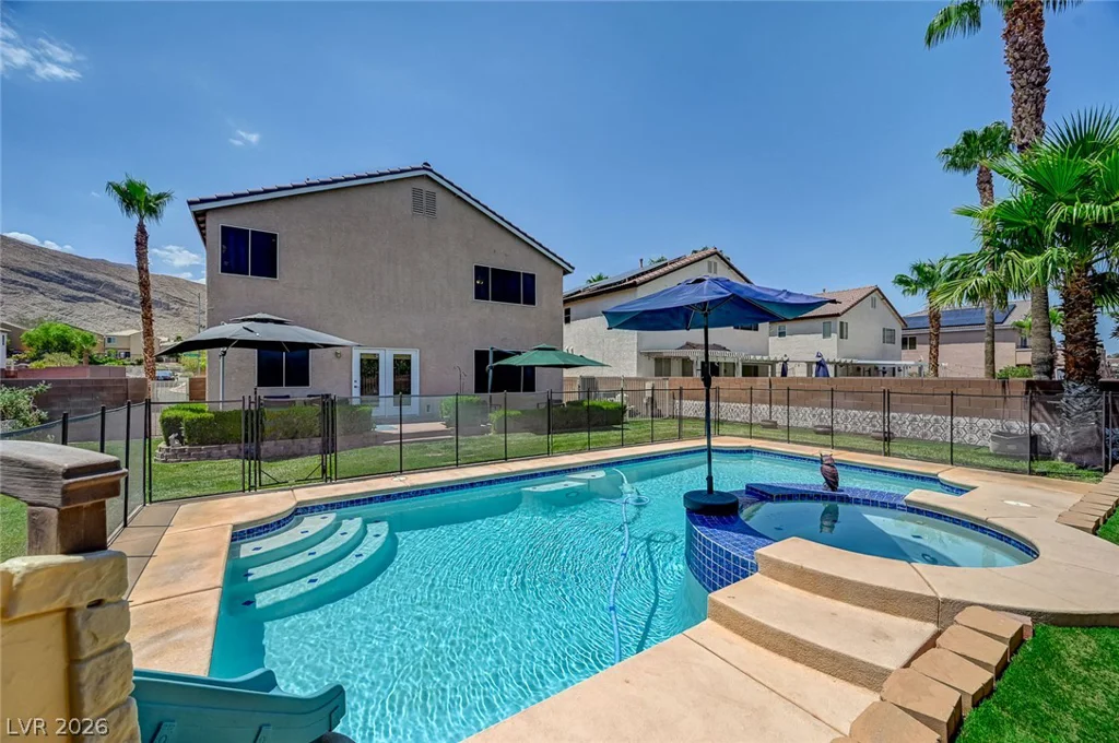 3720 Russell Peterson, Las Vegas, NV 89129