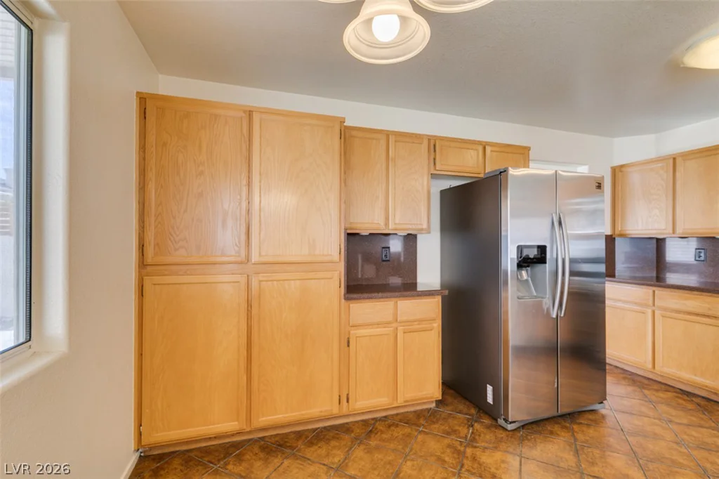 6804 White Lakes, Las Vegas, NV 89130