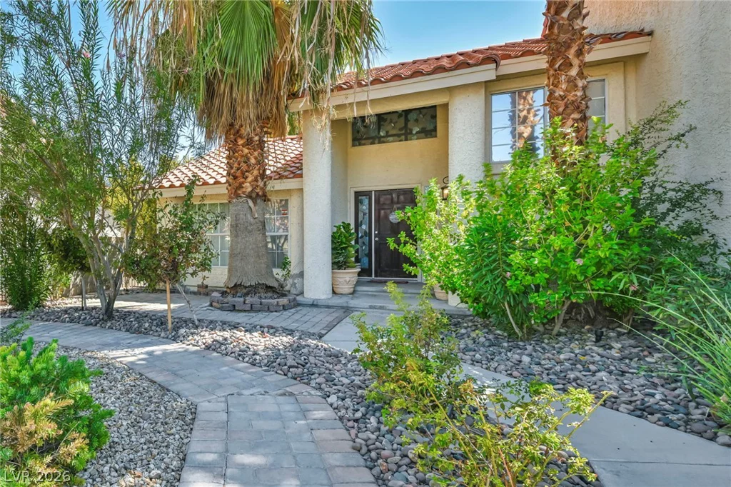 390 Rushing Creek, Henderson, NV 89014