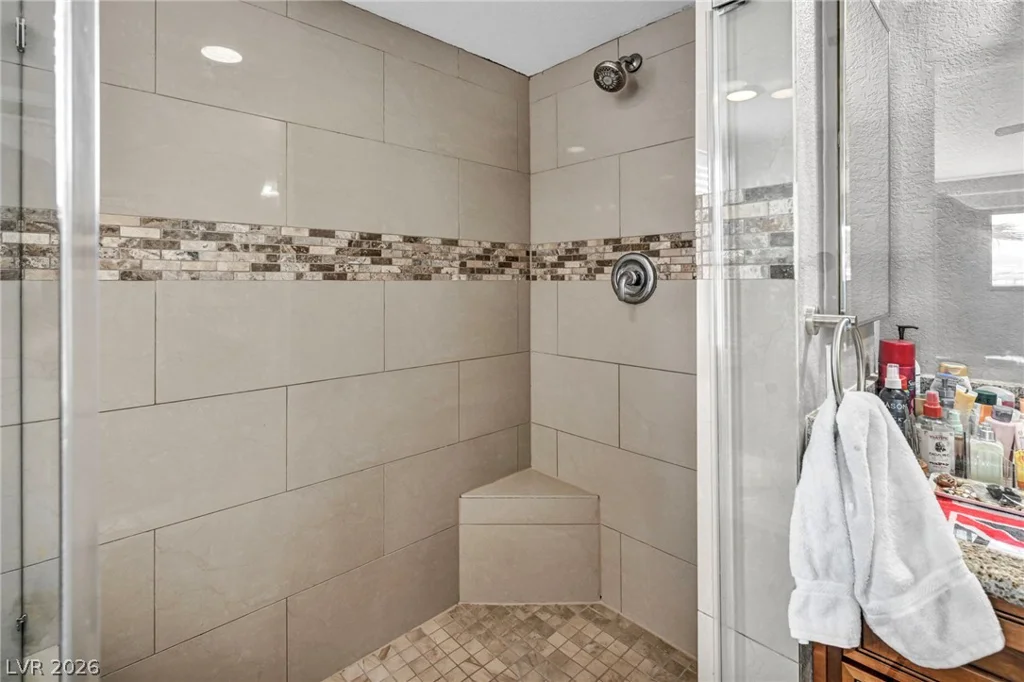 390 Rushing Creek, Henderson, NV 89014