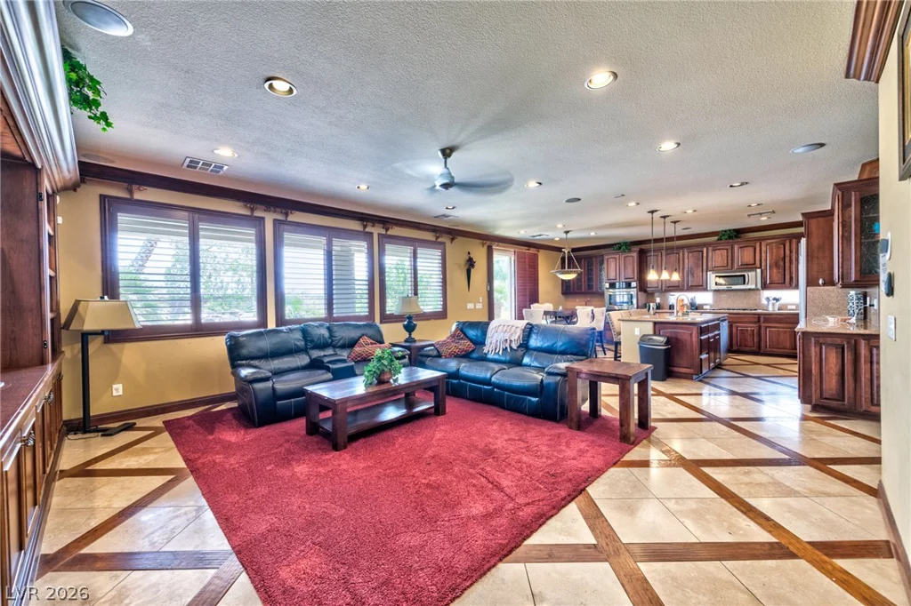 7210 El Malpais, Las Vegas, NV 89118