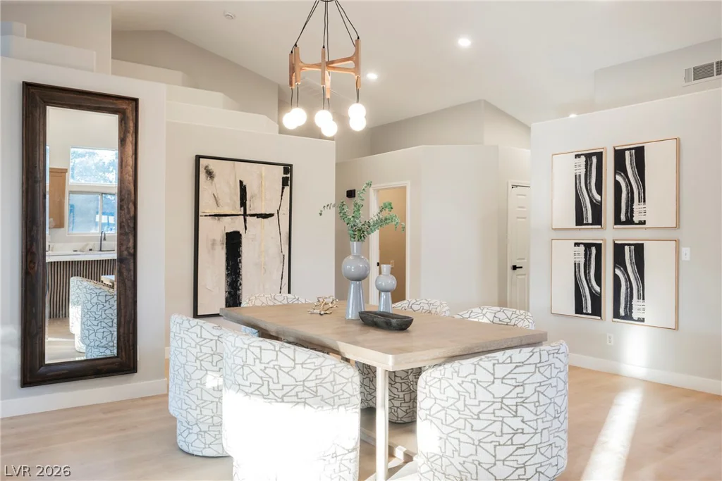7240 Tealwood, Las Vegas, NV 89131