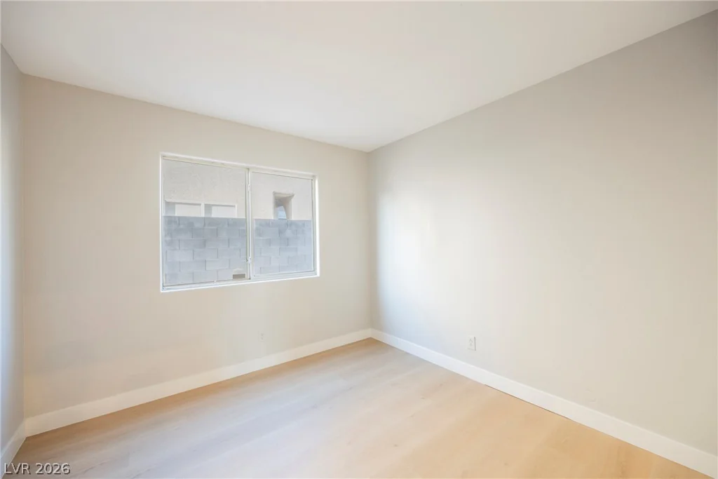 7240 Tealwood, Las Vegas, NV 89131