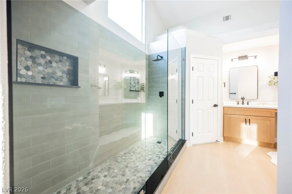 7240 Tealwood, Las Vegas, NV 89131