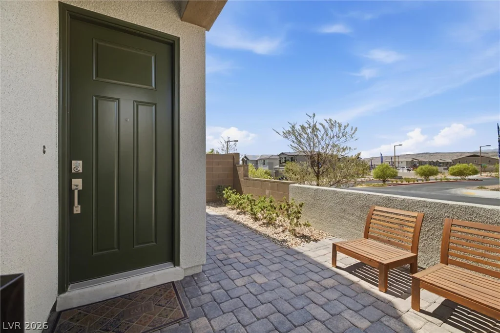 180 Cinder Cone Lane, Las Vegas, NV 89138
