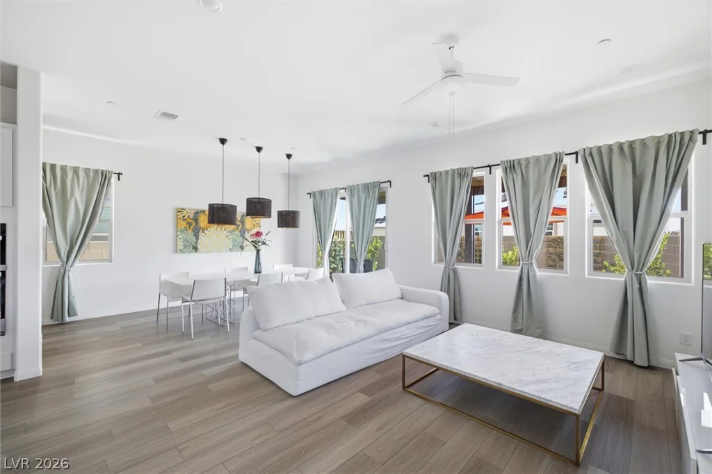 180 Cinder Cone Lane, Las Vegas, NV 89138