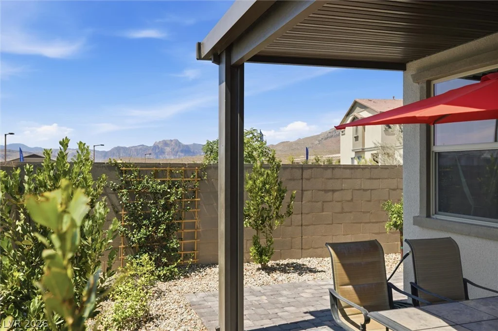 180 Cinder Cone Lane, Las Vegas, NV 89138