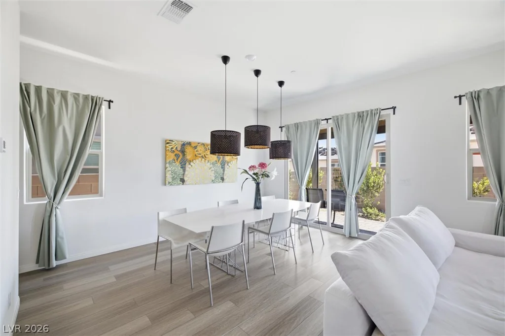 180 Cinder Cone Lane, Las Vegas, NV 89138