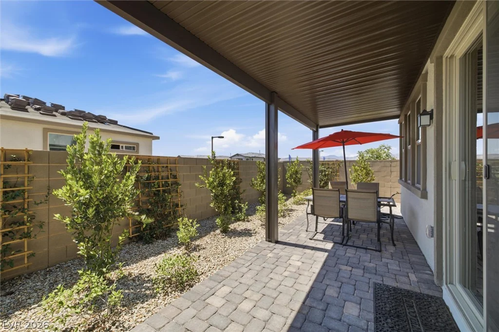 180 Cinder Cone Lane, Las Vegas, NV 89138