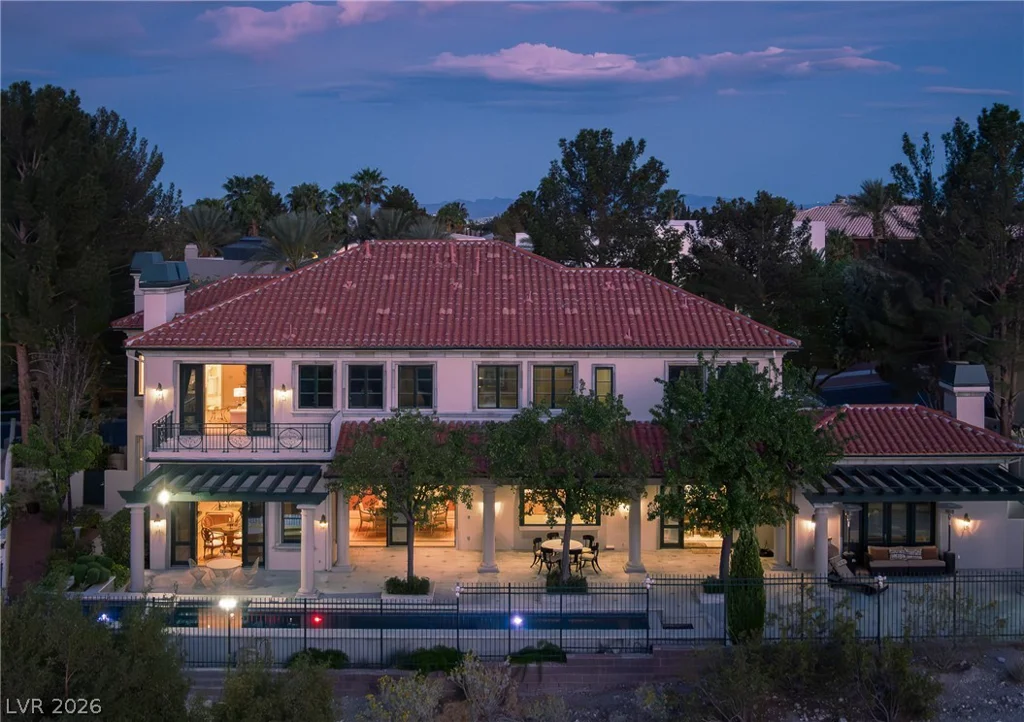 1413 Iron Hills, Las Vegas, NV 89134