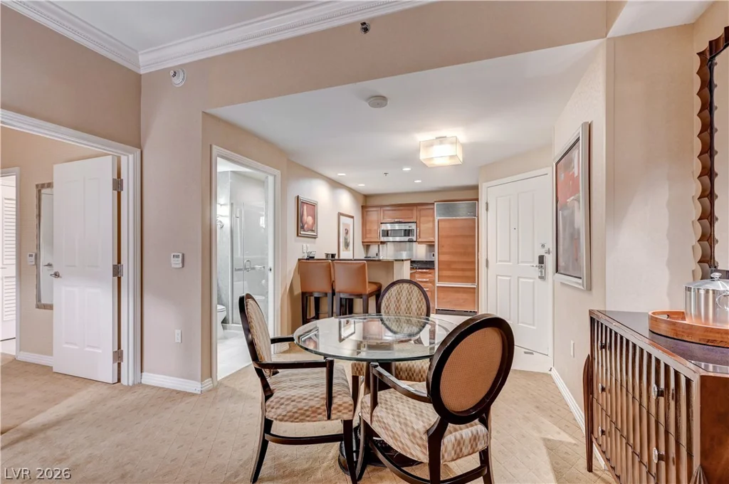 125 HARMON, Las Vegas, NV 89109