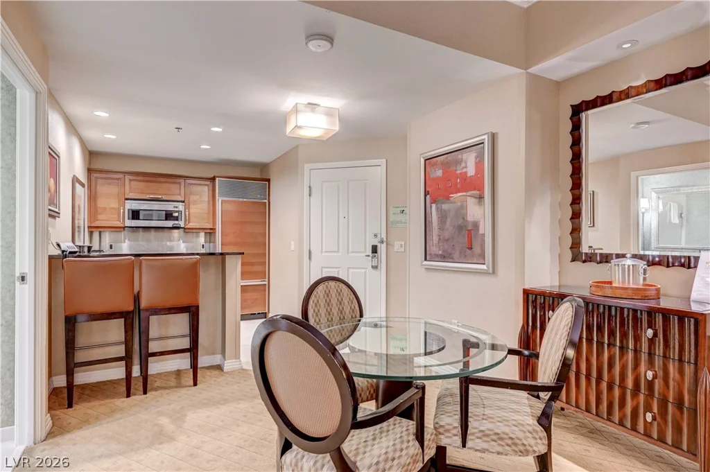 125 HARMON, Las Vegas, NV 89109