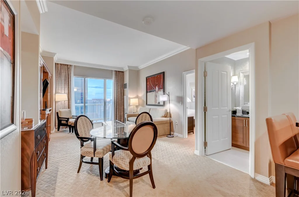 125 HARMON, Las Vegas, NV 89109