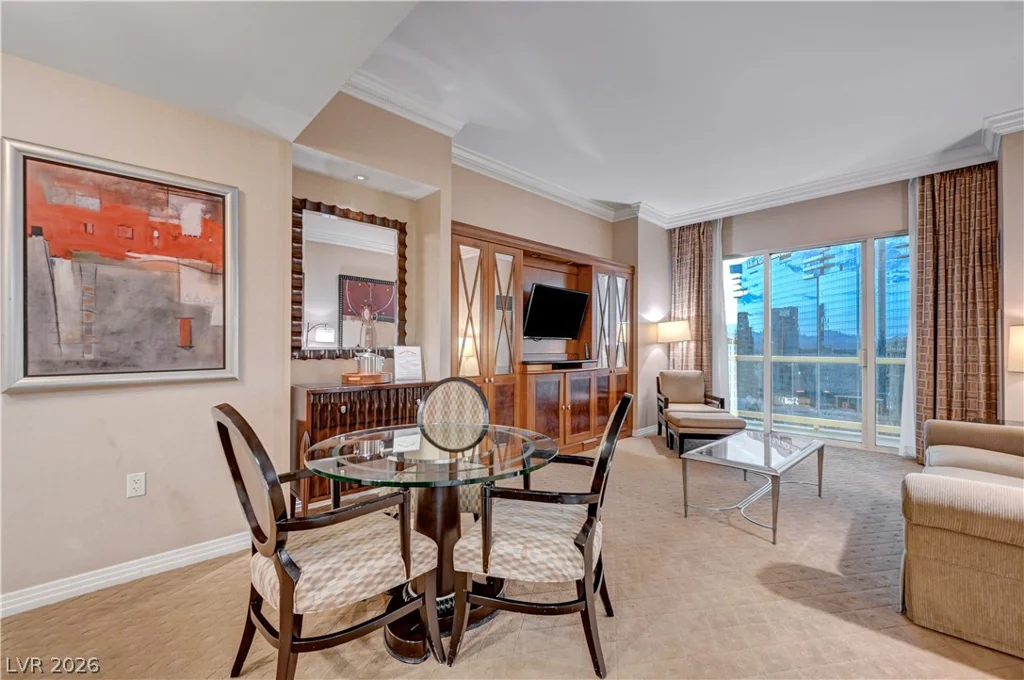 125 HARMON, Las Vegas, NV 89109