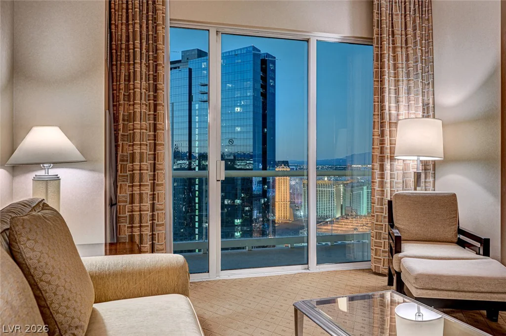 125 HARMON, Las Vegas, NV 89109