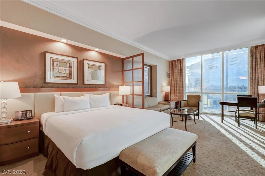 125 HARMON, Las Vegas, NV 89109