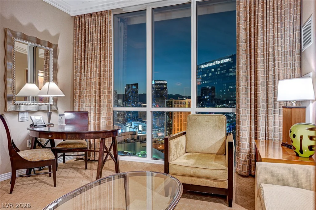125 HARMON, Las Vegas, NV 89109
