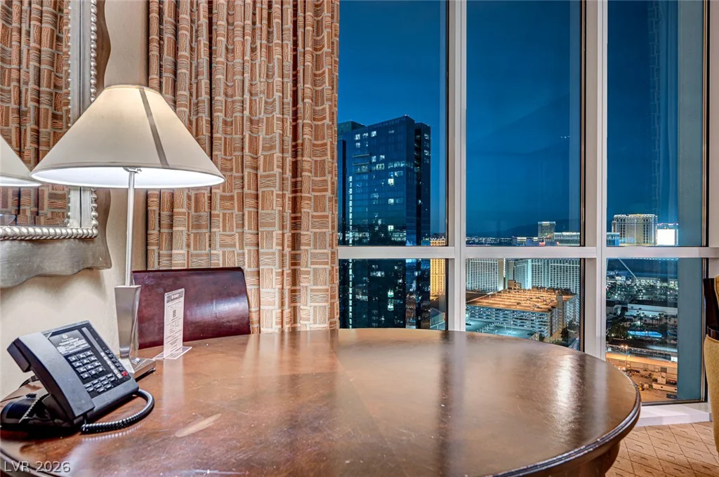 125 HARMON, Las Vegas, NV 89109