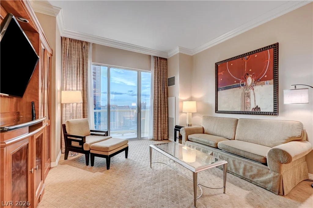 125 HARMON, Las Vegas, NV 89109