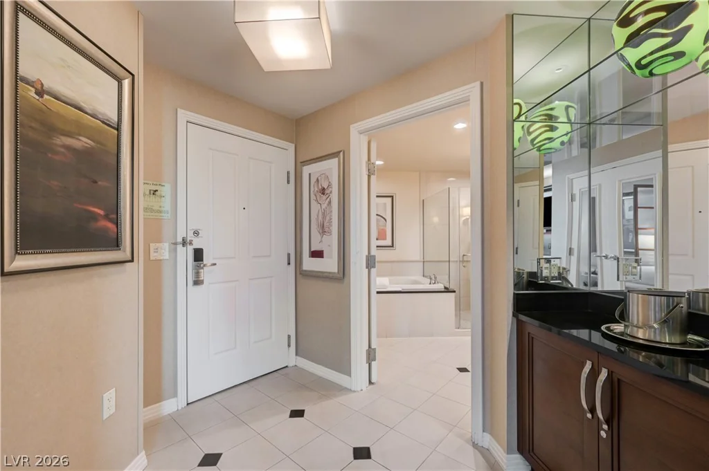 125 HARMON, Las Vegas, NV 89109