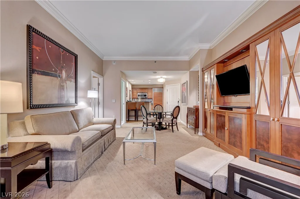 125 HARMON, Las Vegas, NV 89109