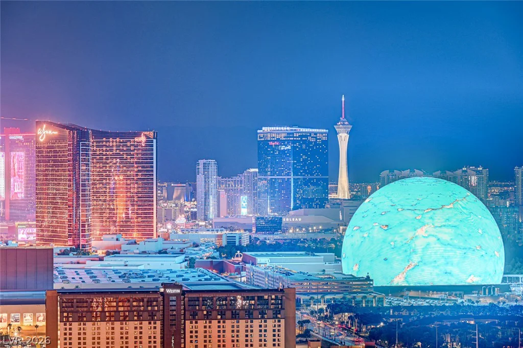 125 HARMON, Las Vegas, NV 89109