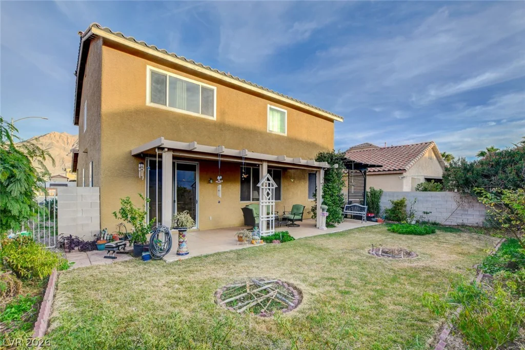 1131 Laguna Park, Las Vegas, NV 89110