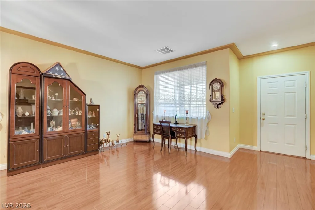 1131 Laguna Park, Las Vegas, NV 89110