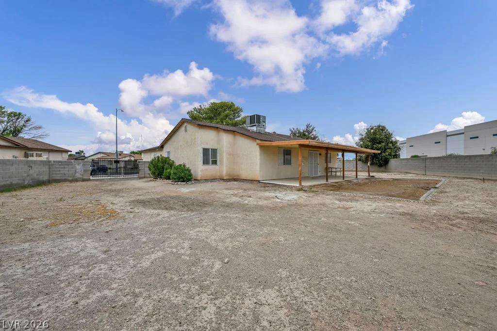 4290 Ripple River, Las Vegas, NV 89115