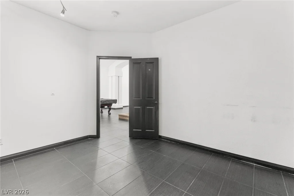 10425 Carmel Mountain, Las Vegas, NV 89144