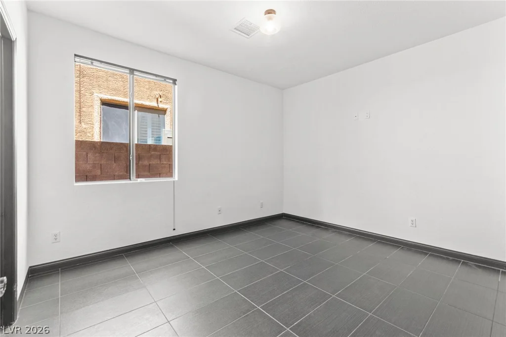 10425 Carmel Mountain, Las Vegas, NV 89144