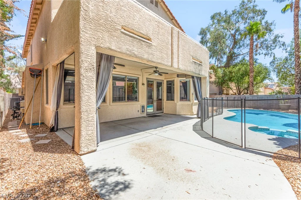 10425 Carmel Mountain, Las Vegas, NV 89144
