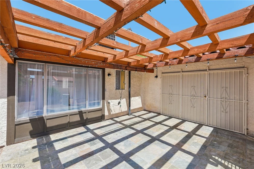 5829 Thor, Las Vegas, NV 89103