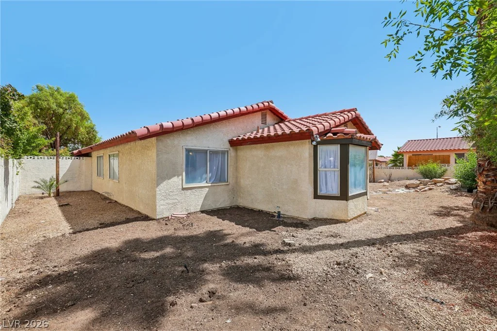 5829 Thor, Las Vegas, NV 89103