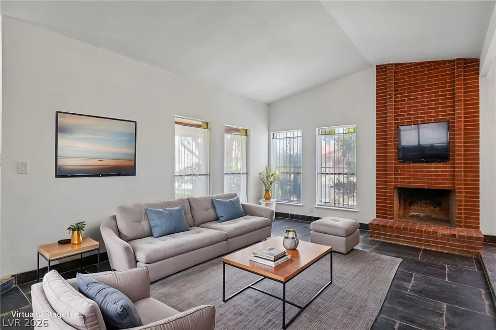 5829 Thor, Las Vegas, NV 89103