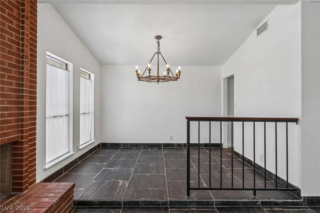 5829 Thor, Las Vegas, NV 89103