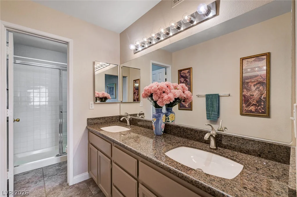 2725 Nellis, Las Vegas, NV 89121
