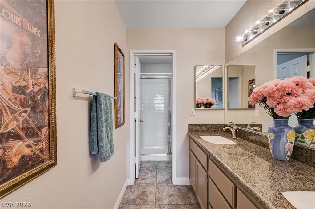 2725 Nellis, Las Vegas, NV 89121