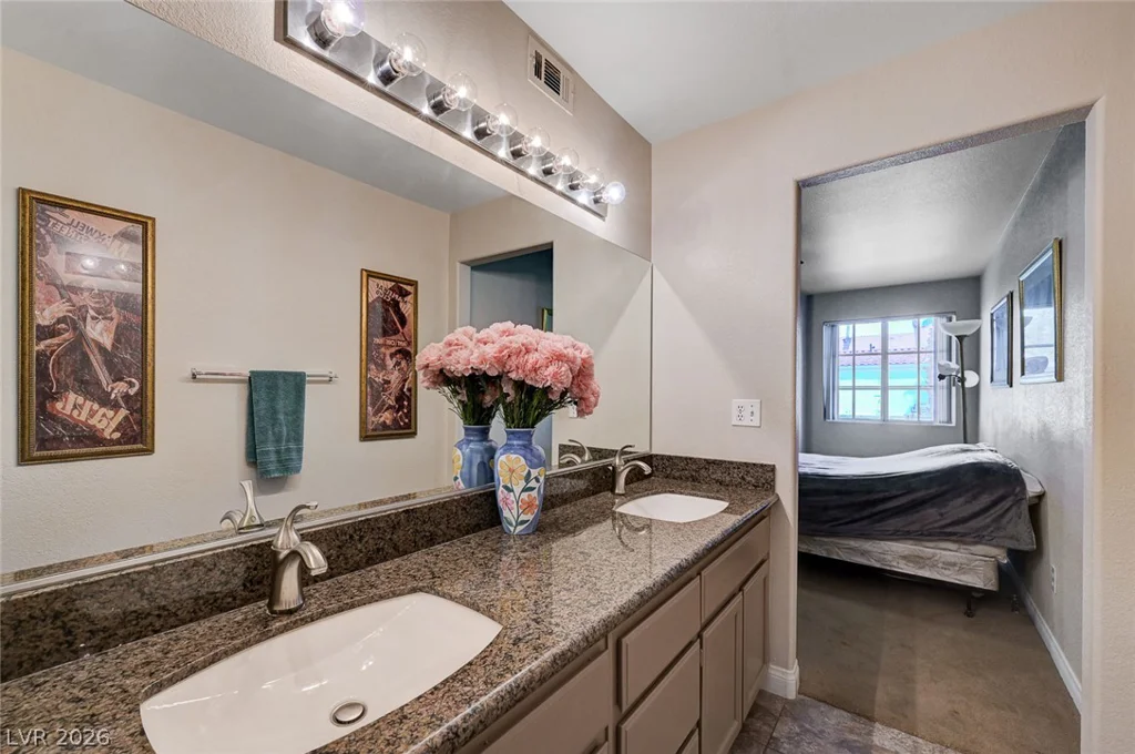 2725 Nellis, Las Vegas, NV 89121