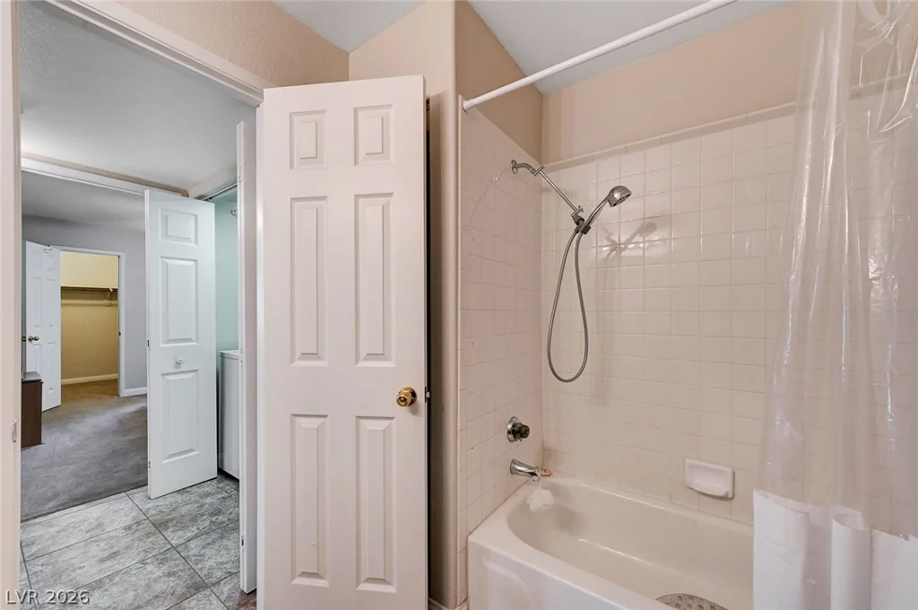 2725 Nellis, Las Vegas, NV 89121