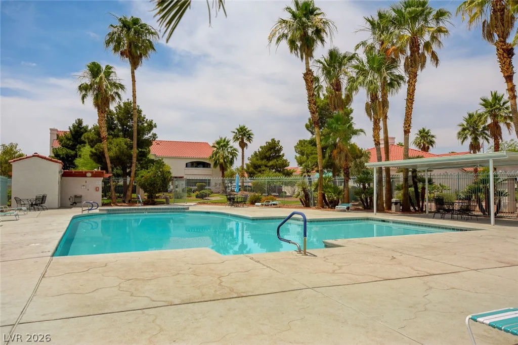 2725 Nellis, Las Vegas, NV 89121