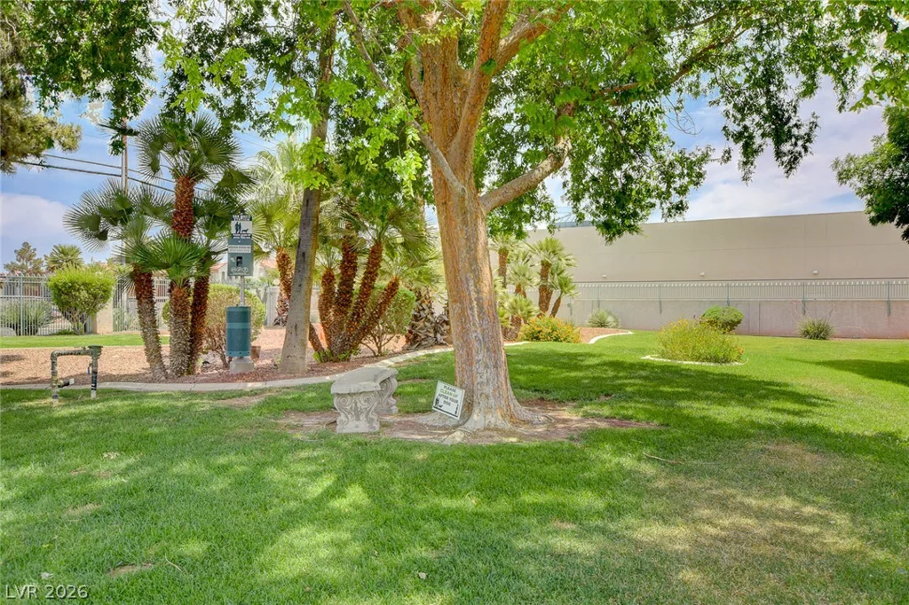 2725 Nellis, Las Vegas, NV 89121