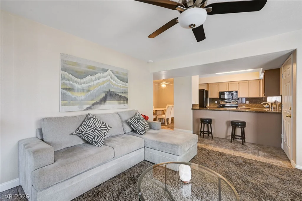 2725 Nellis, Las Vegas, NV 89121