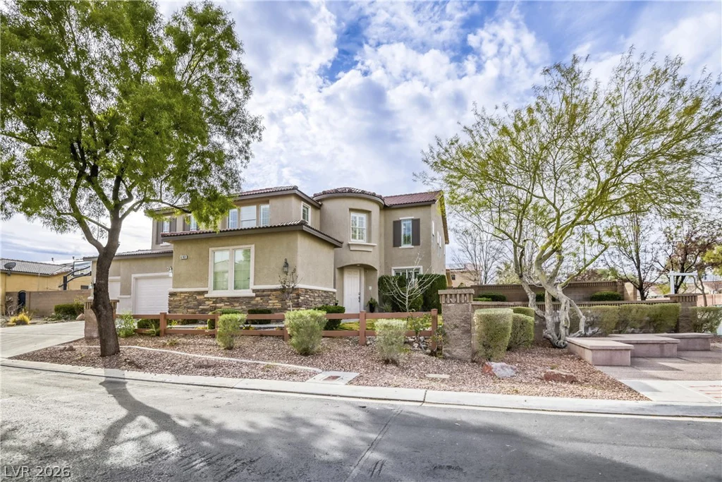 6103 Sundown Crest, Las Vegas, NV 89113